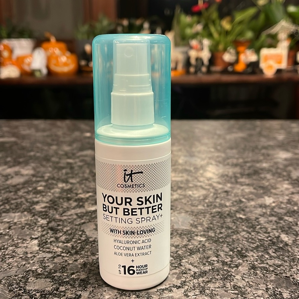 It Cosmeticsics Your Skin But Better Setting Spray up to 16 hour wear skin ♥️ing